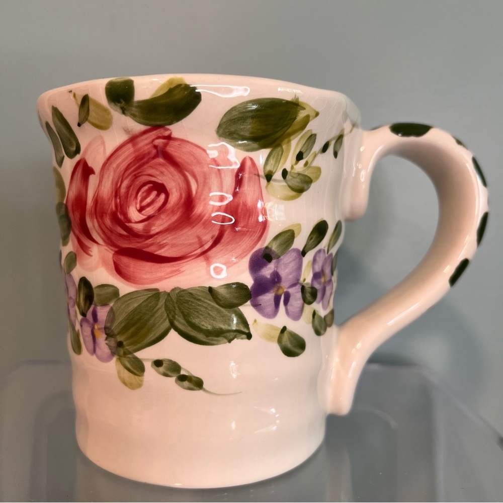 Mariam’s Garden Floral Hand-painted Cup. 16‎ oz.